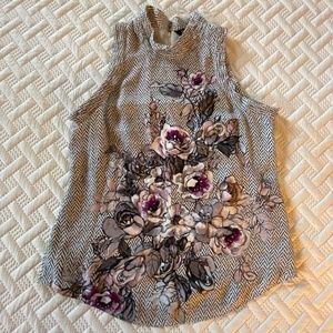 White House Black Market Sleeveless Blouse